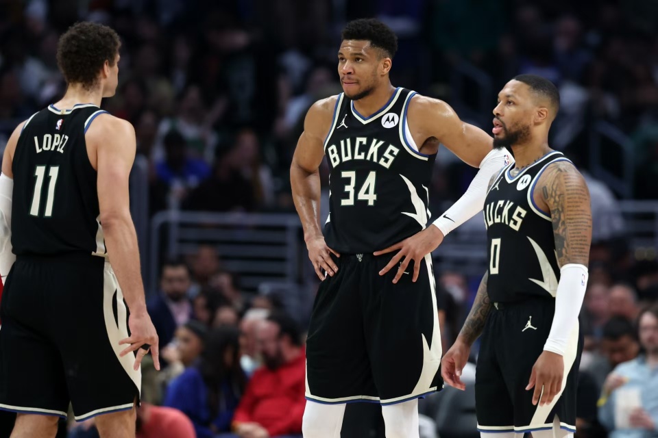 开云官网-关于转折点密尔沃基雄鹿状态回暖;意甲清晨攻防权衡;气氛紧张;赛季目标并未改变的信息